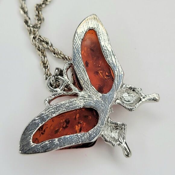 𝅺RED Butterfly Acrylic Glass Pendant Necklace - Picture 4 of 5